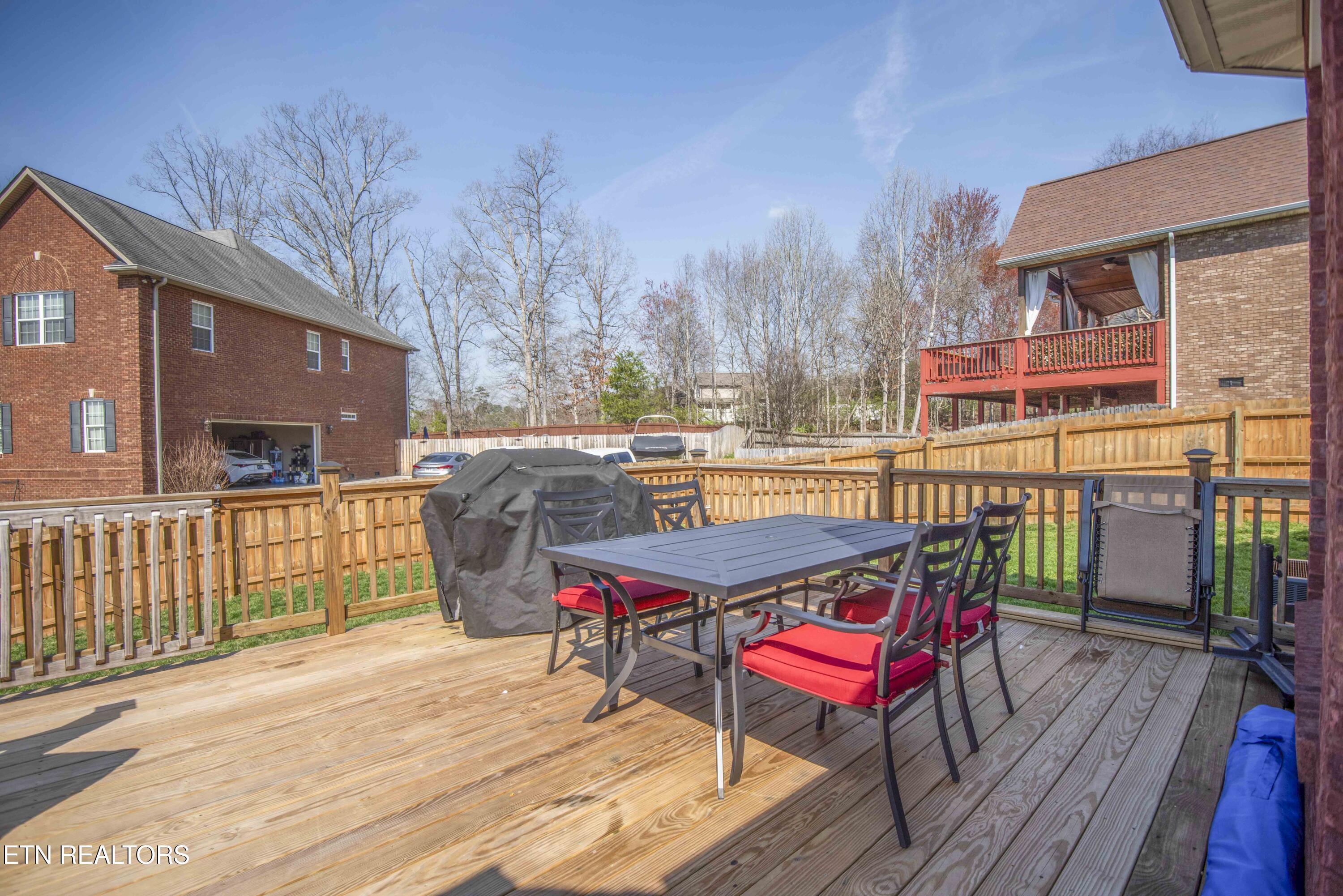 915 Crown Ridge Ln, Powell, TN 37849 - Photo 52 of 60 53_1