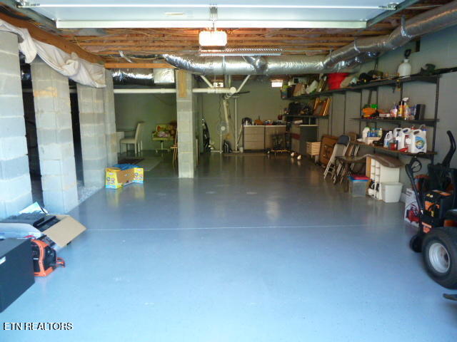915 Crown Ridge Ln, Powell, TN 37849 - Photo 53 of 60 thumbnail_genMbmob.963782_38_2