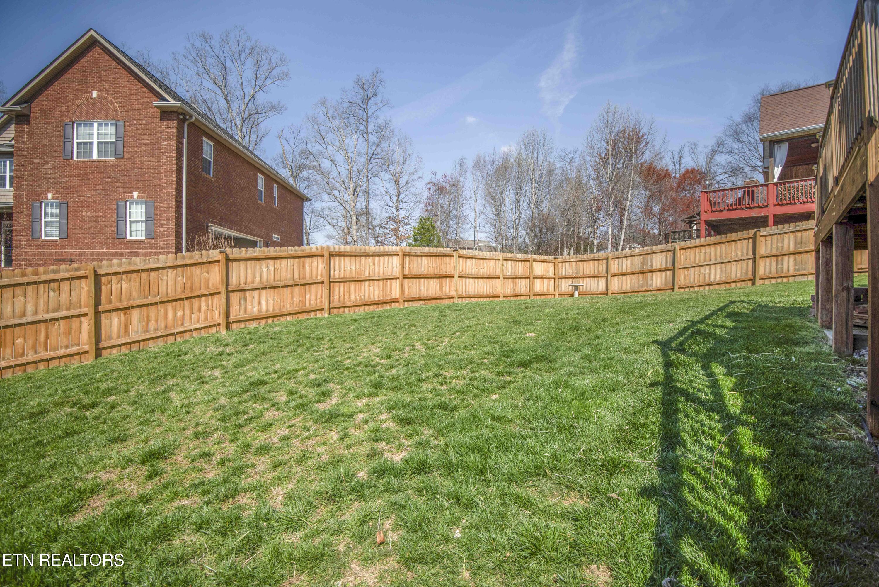 915 Crown Ridge Ln, Powell, TN 37849 - Photo 54 of 60 54_1