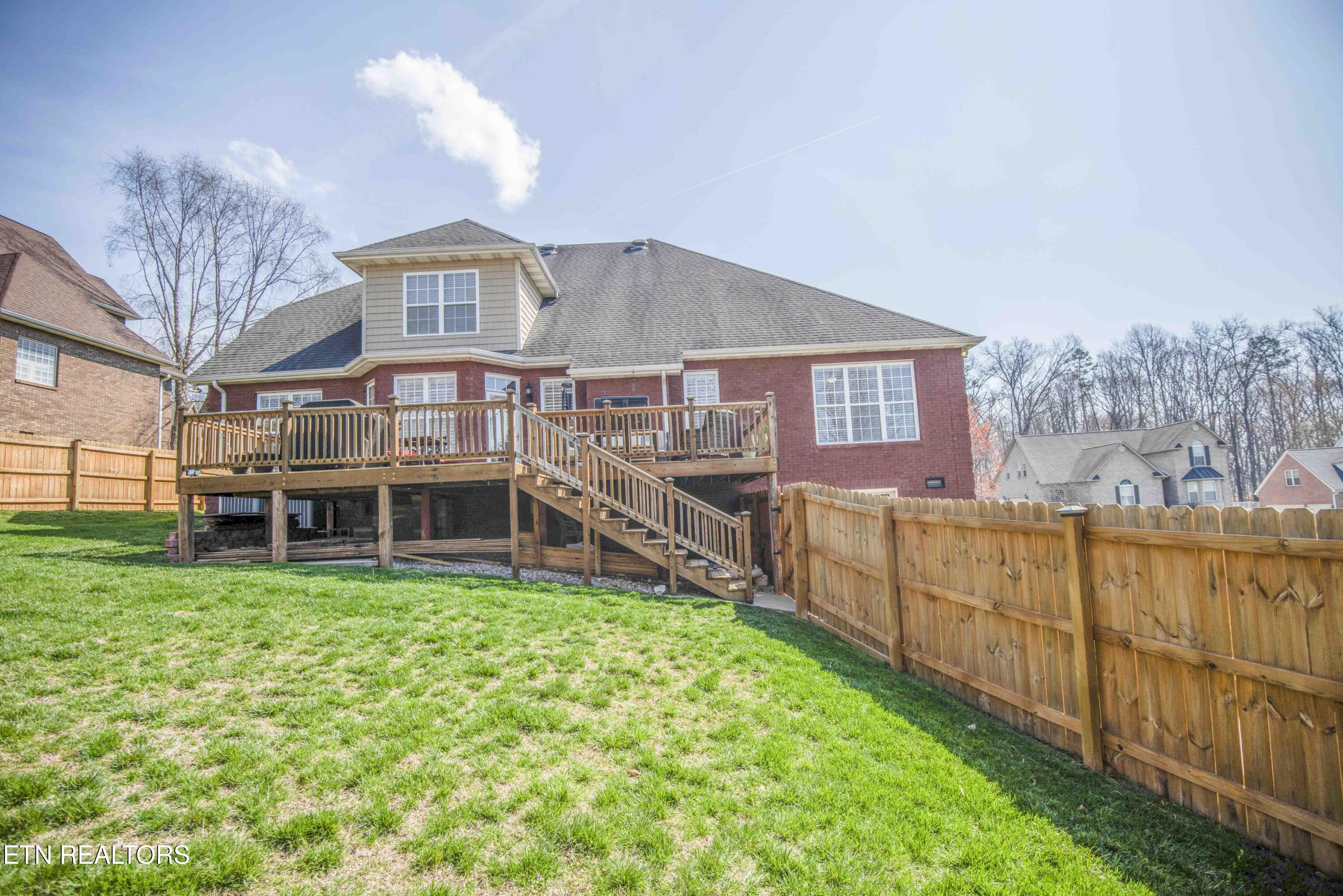 915 Crown Ridge Ln, Powell, TN 37849 - Photo 55 of 60 55_1
