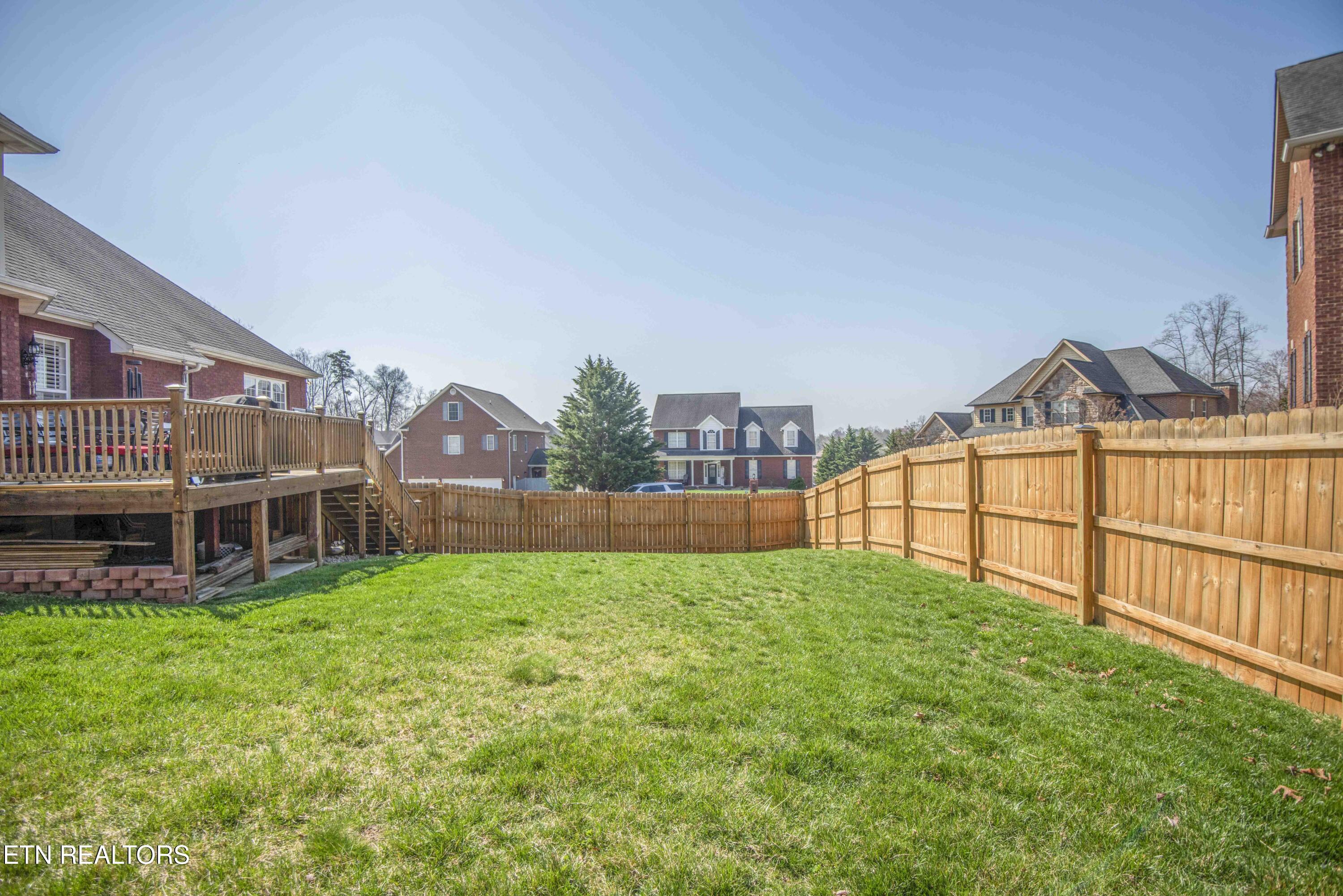 915 Crown Ridge Ln, Powell, TN 37849 - Photo 57 of 60 57_1