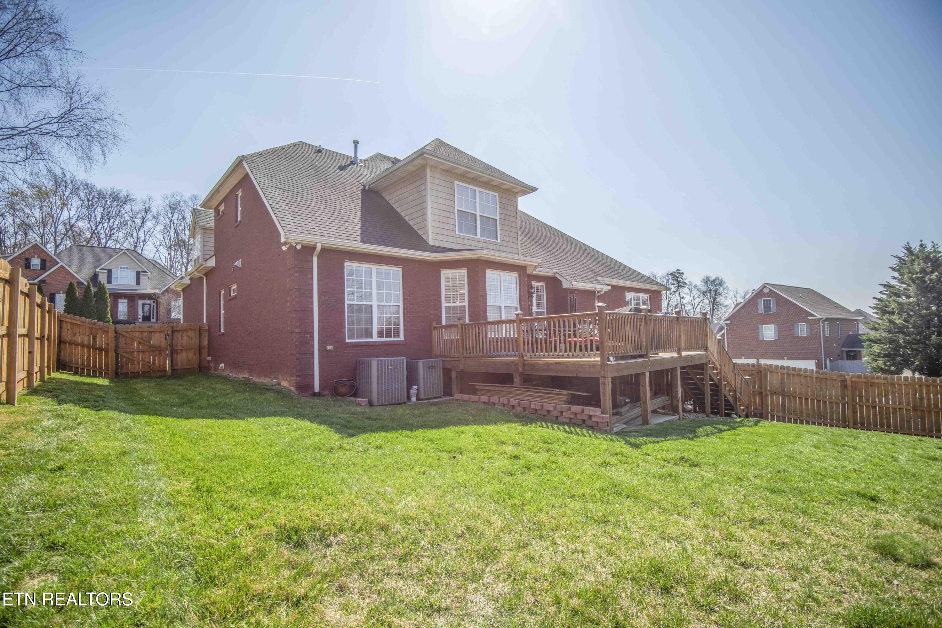 915 Crown Ridge Ln, Powell, TN 37849 - Photo 58 of 60 58_1