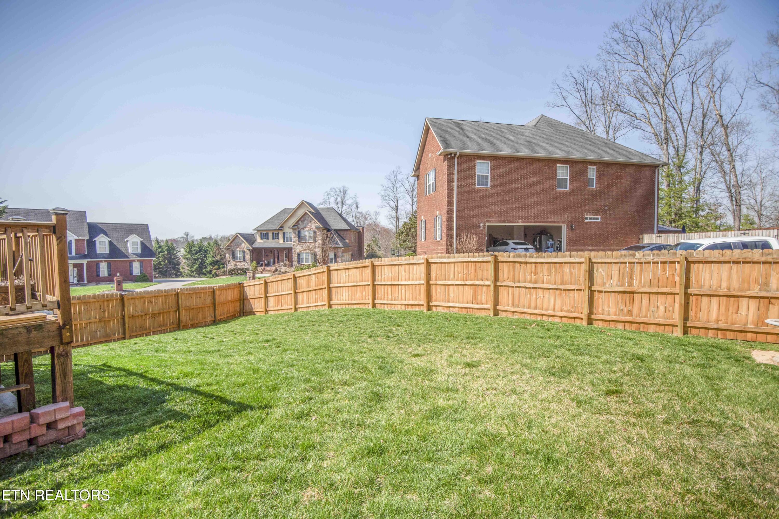 915 Crown Ridge Ln, Powell, TN 37849 - Photo 59 of 60 59_1