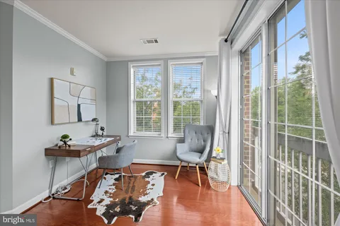 $599,900 | 400 Cameron Station Boulevard, Unit 202, Alexandria, VA 22304