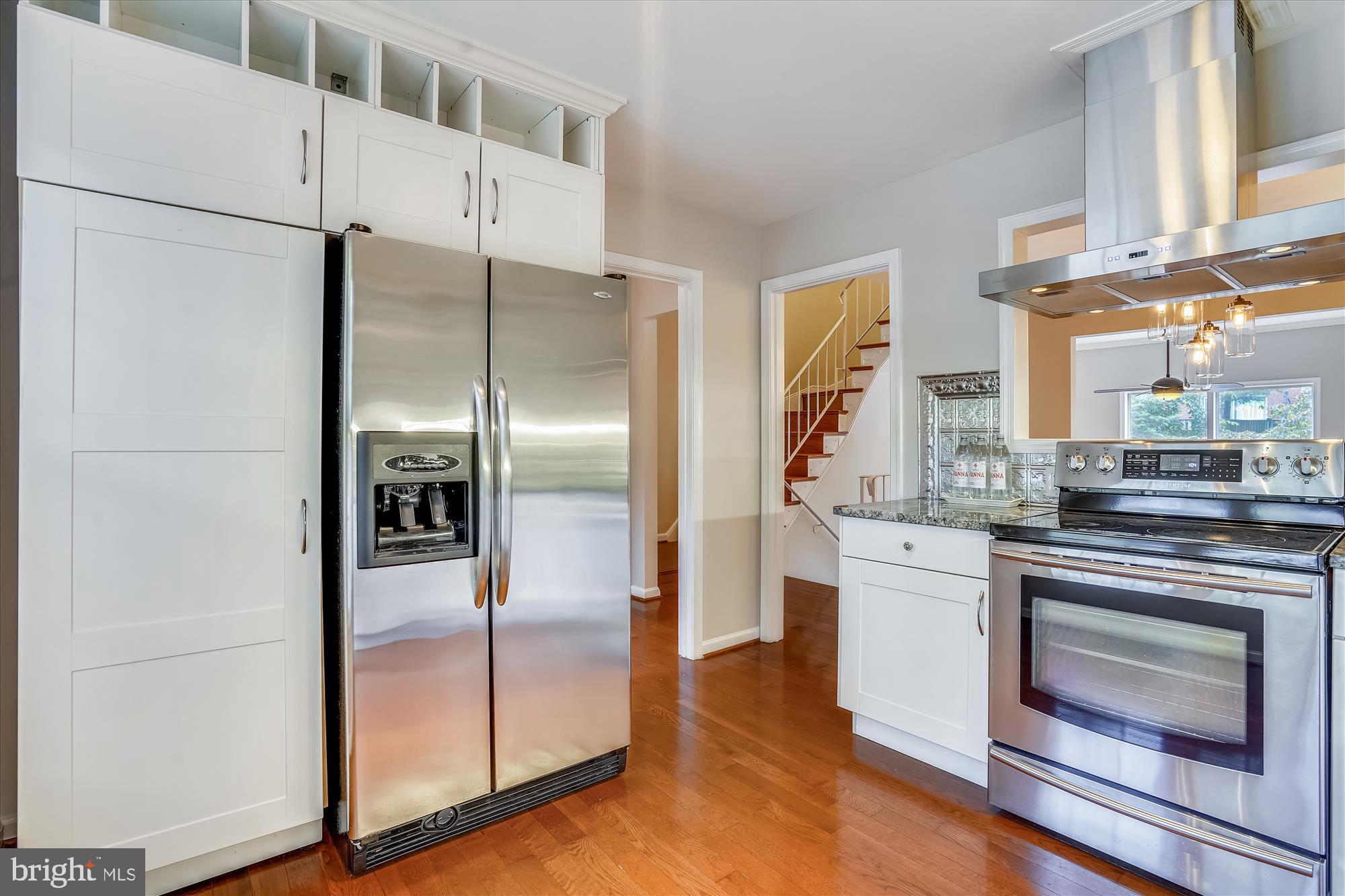 2412 Albot Road Reston, VA 20191 - Photo 4 of 49