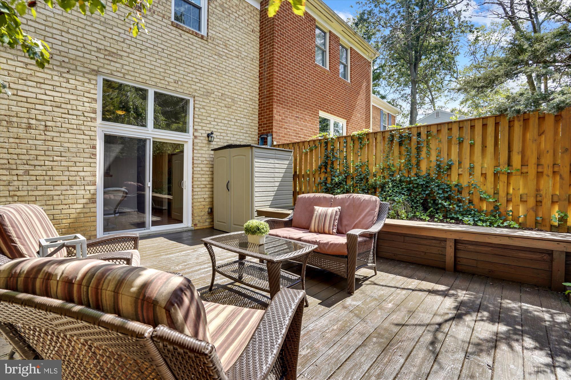 2412 Albot Road Reston, VA 20191 - Photo 8 of 49