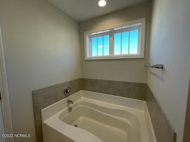 3030 Wilton Way Vass, NC 28394 - Photo 15 of 20 Master Garden Tub
