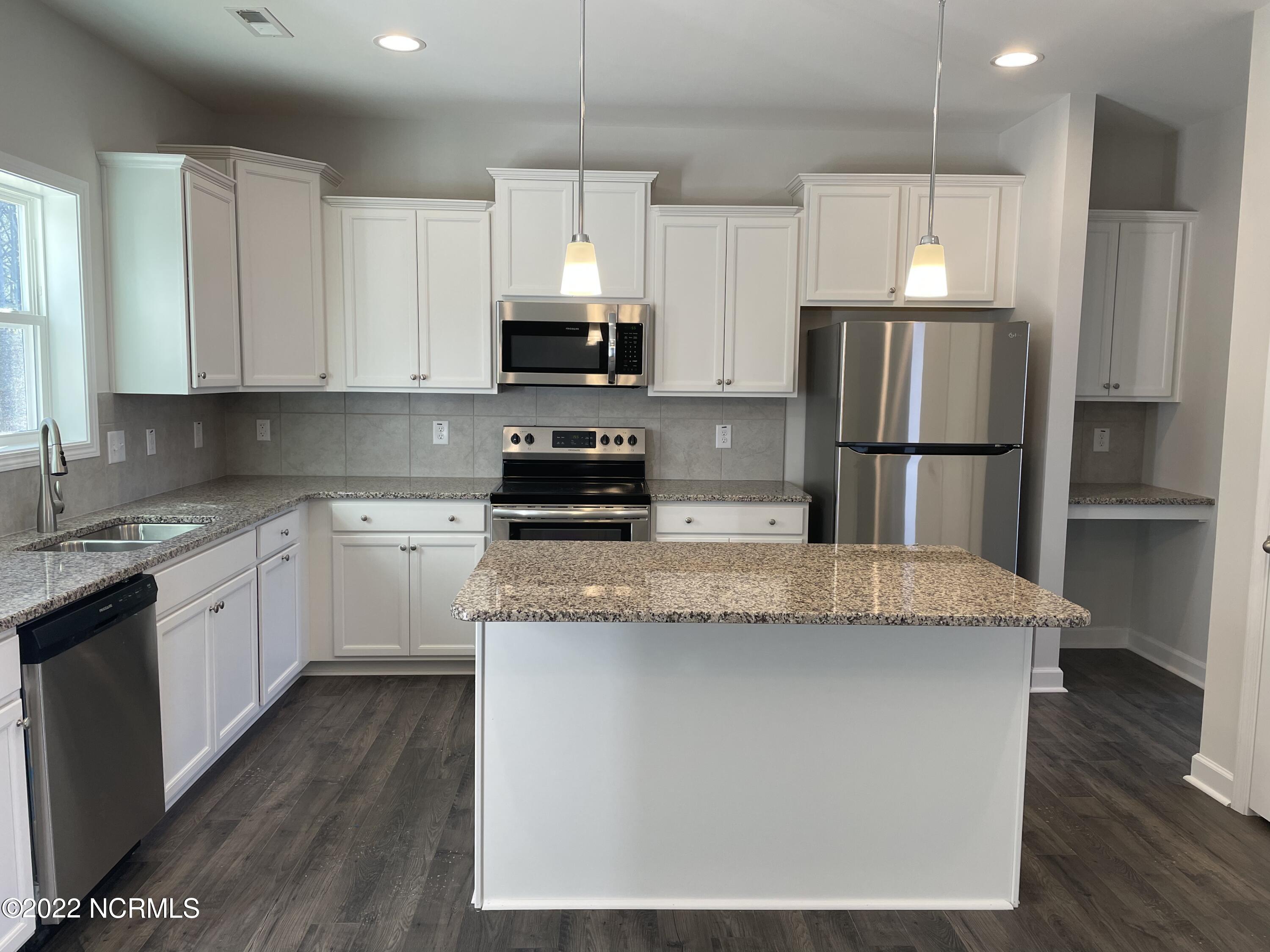 3030 Wilton Way Vass, NC 28394 - Photo 3 of 20 Kitchen
