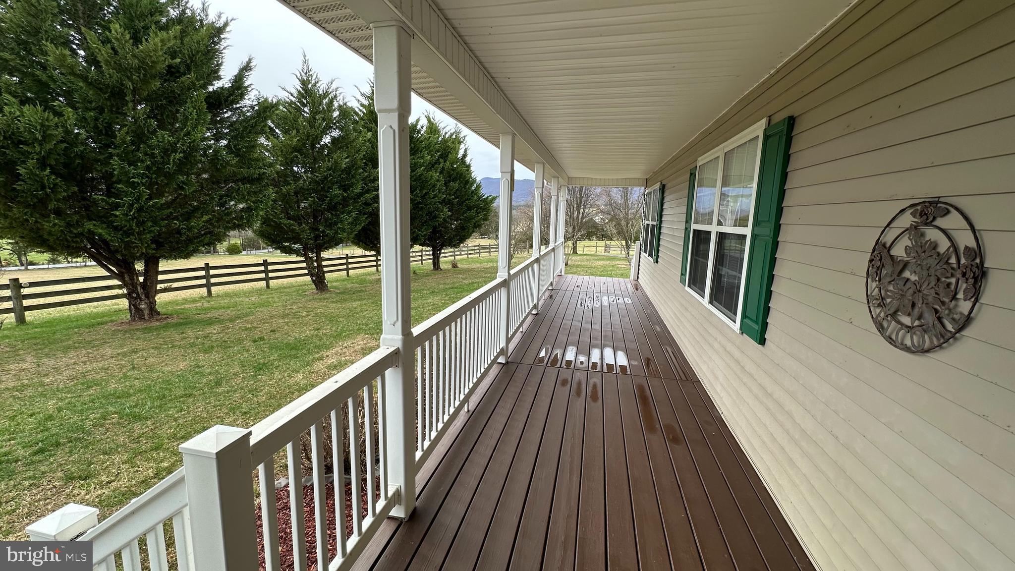 2301 South Page Valley Road Luray, VA 22835 - Photo 47 of 66 a view of balcony with wooden floor and fence