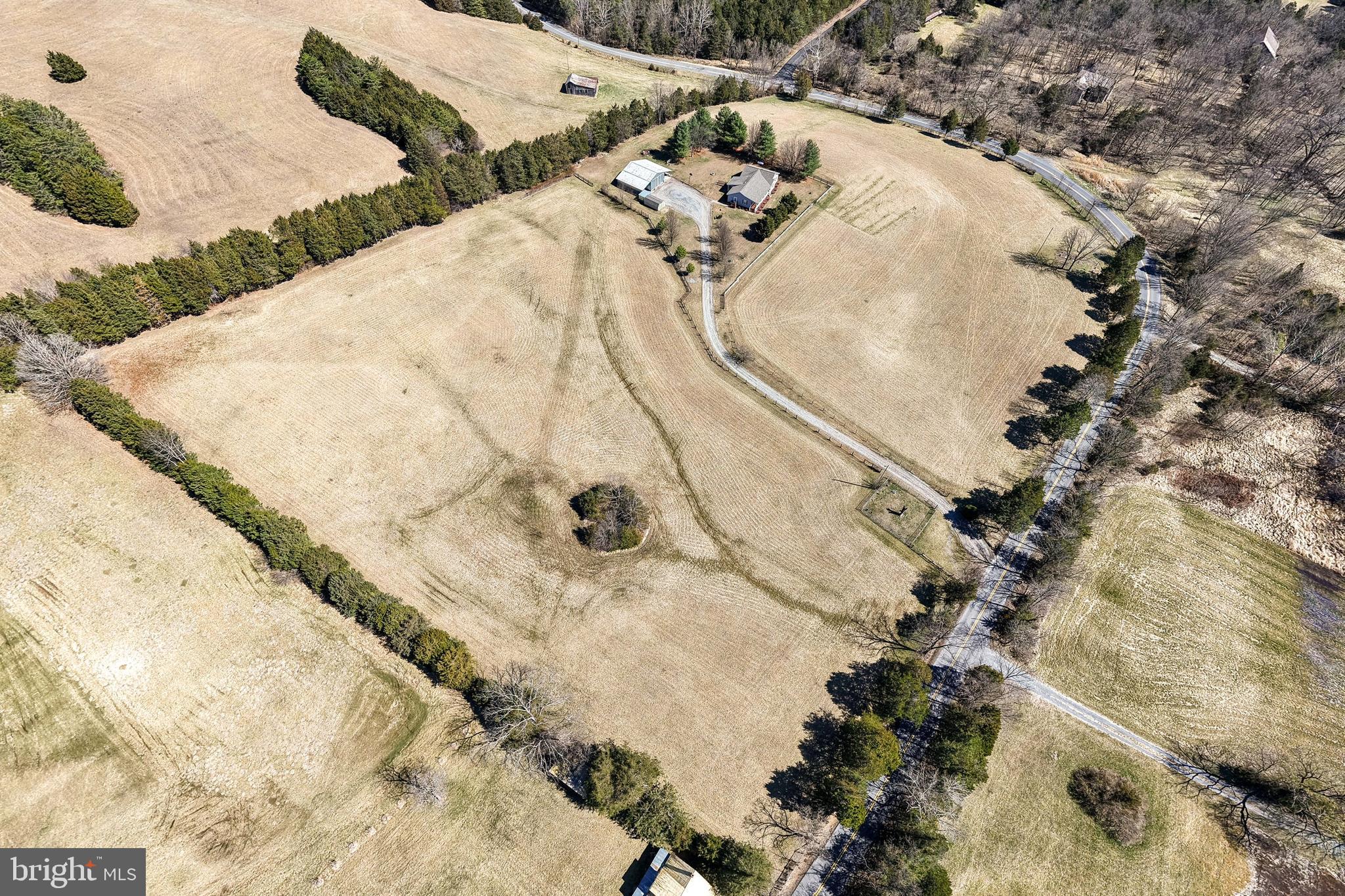 2301 South Page Valley Road Luray, VA 22835 - Photo 7 of 66