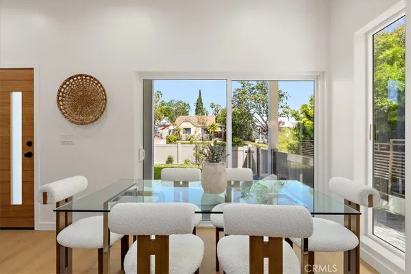 $2,500,000 | 642 East Fairview Boulevard, Inglewood, CA 90302