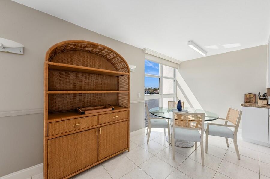 2200 South Ocean Boulevard, Unit 401 Delray Beach, FL 33483 - Photo 11 of 57 Kitchen