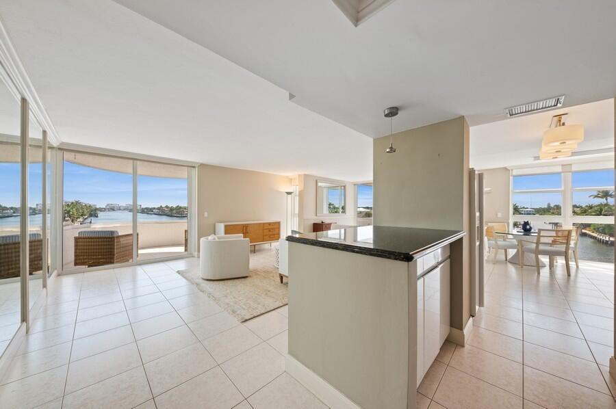 2200 South Ocean Boulevard, Unit 401 Delray Beach, FL 33483 - Photo 2 of 57 Corner Residence