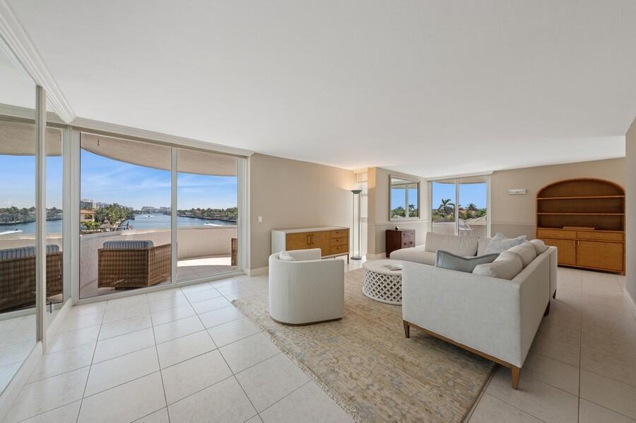 2200 South Ocean Boulevard, Unit 401 Delray Beach, FL 33483 - Photo 3 of 57 Living Room