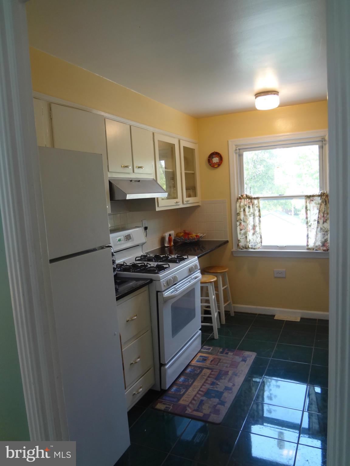 4904 Edgewood Road College Park, MD 20740 - Photo 7 of 20 Kitchen