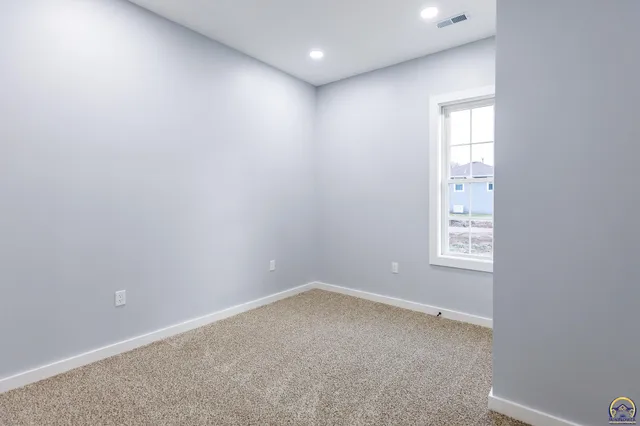 $185,000 | 201 Pierce Street, Maple Hill, KS 66507