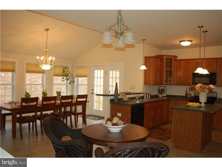 336 Quaker Hill Road Morgantown, PA 19543 - Photo 3 of 18 Sun Room