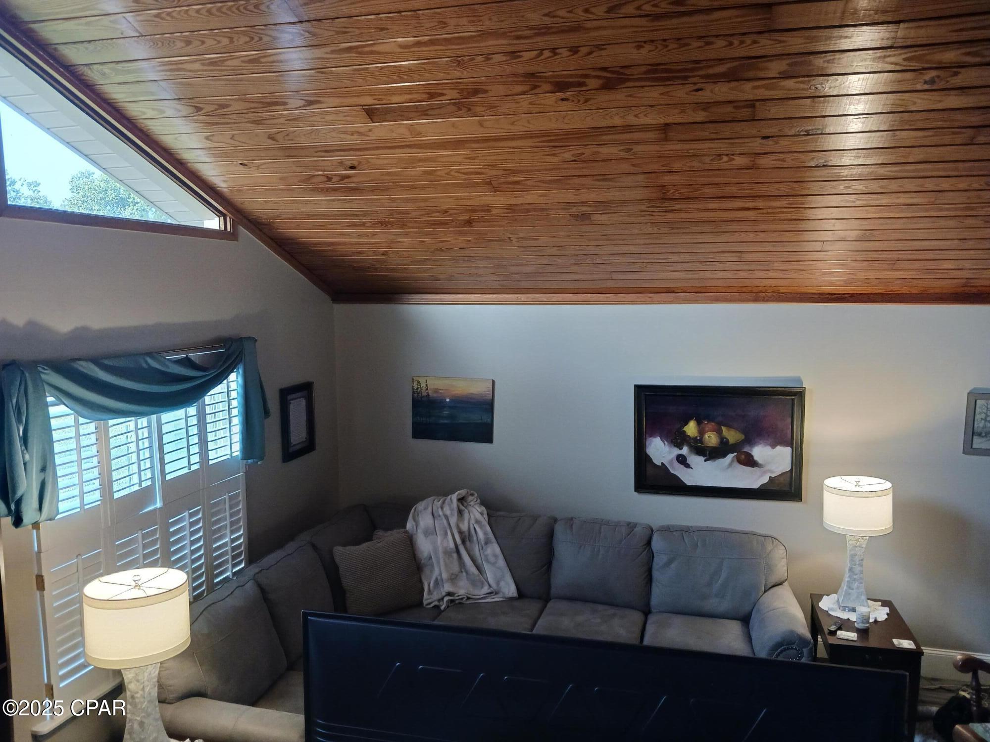 1114 Calabria Road Panama City, FL 32405 - Photo 4 of 34