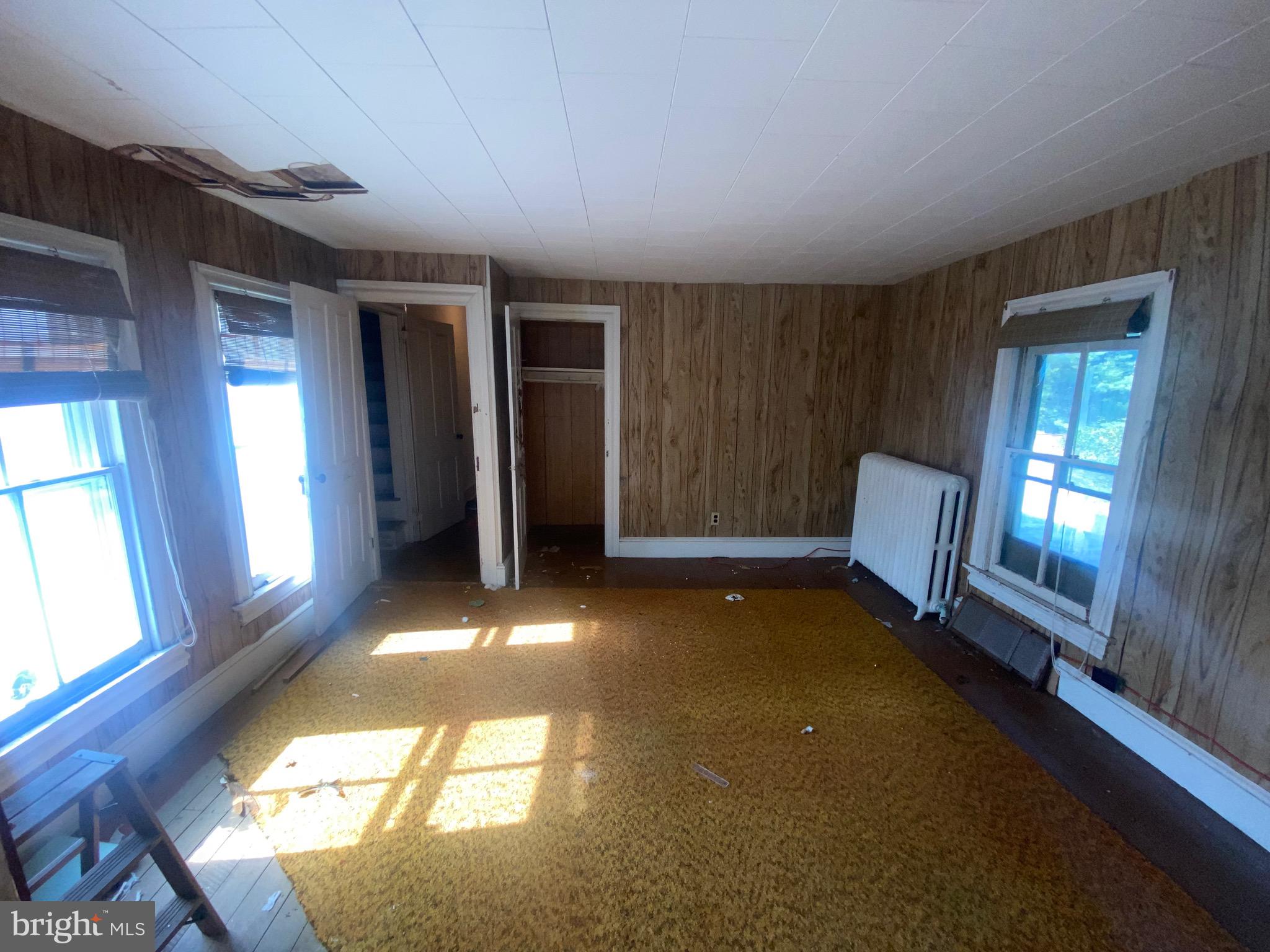 6704 Chestnut Street Port Norris, NJ 08349 - Photo 22 of 44 a view of an entryway with a livingroom