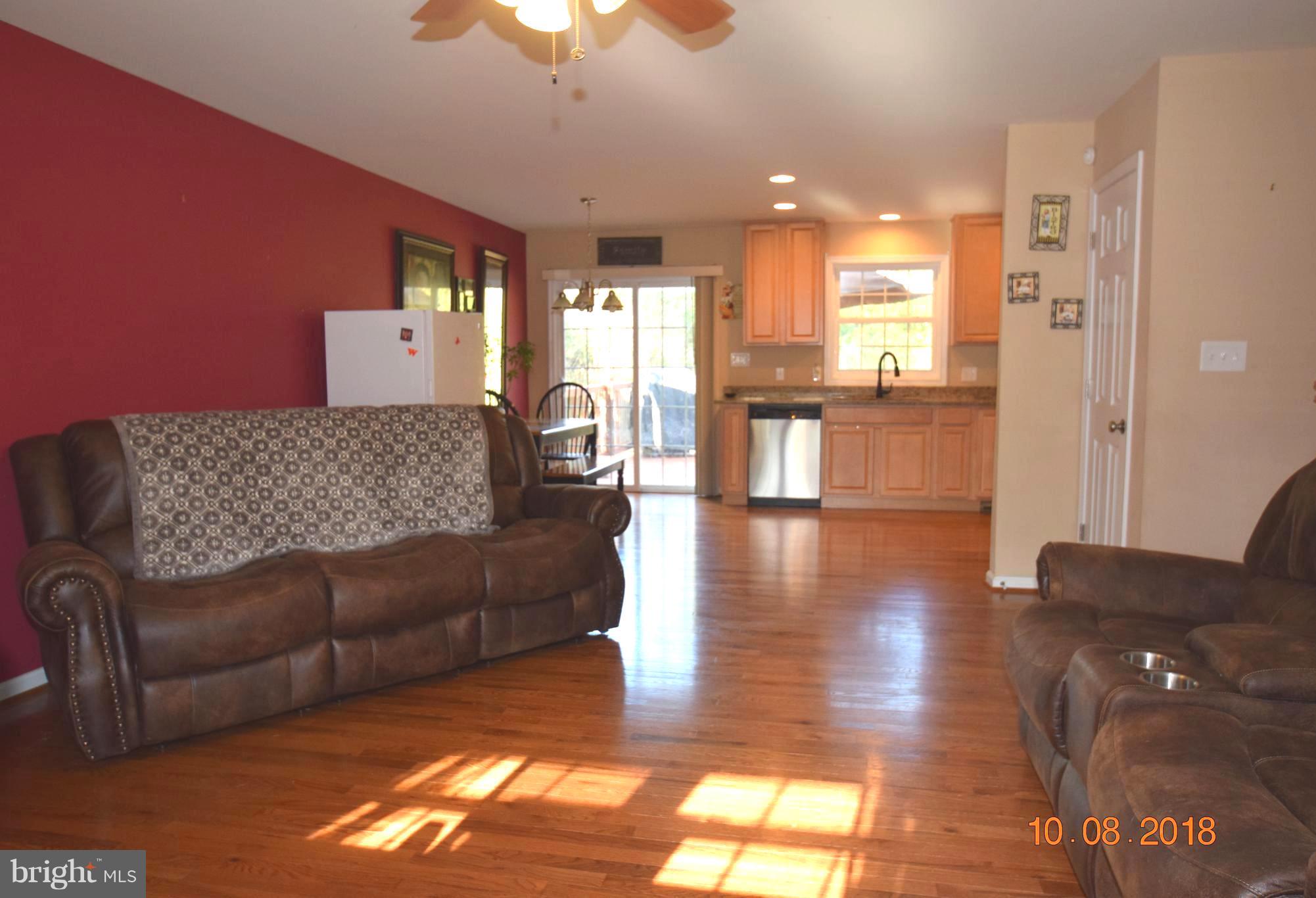 8021 Camp Town Road Spotsylvania, VA 22551 - Photo 11 of 16 Family Room