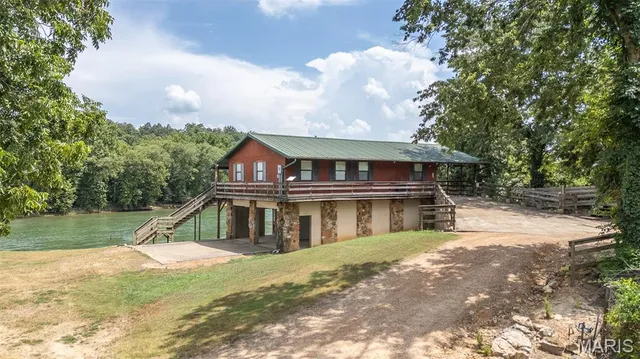 $399,500 | 1247 Riverlawn Drive, Doniphan, MO 63935