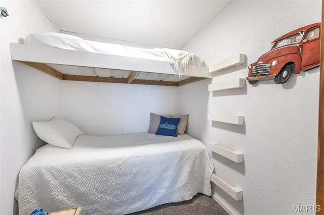 $399,500 | 1247 Riverlawn Drive, Doniphan, MO 63935