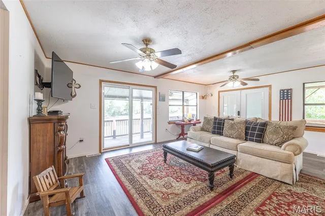 $399,500 | 1247 Riverlawn Drive, Doniphan, MO 63935