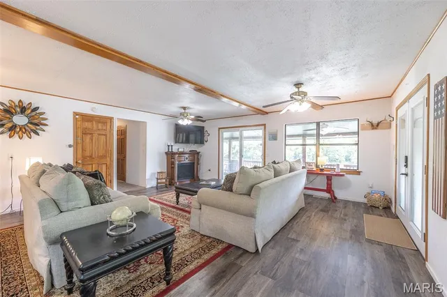 $399,500 | 1247 Riverlawn Drive, Doniphan, MO 63935