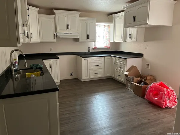 $194,500 | 1305 North 1st Street, Carrizo Springs, TX 78834