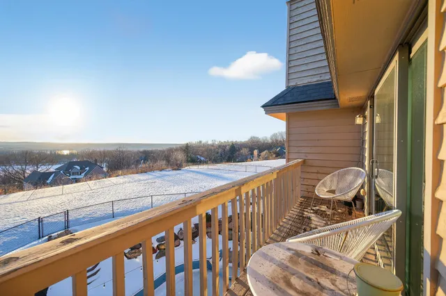 $1,300,000 | 7041 Kenmare Drive, Bloomington, MN 55438