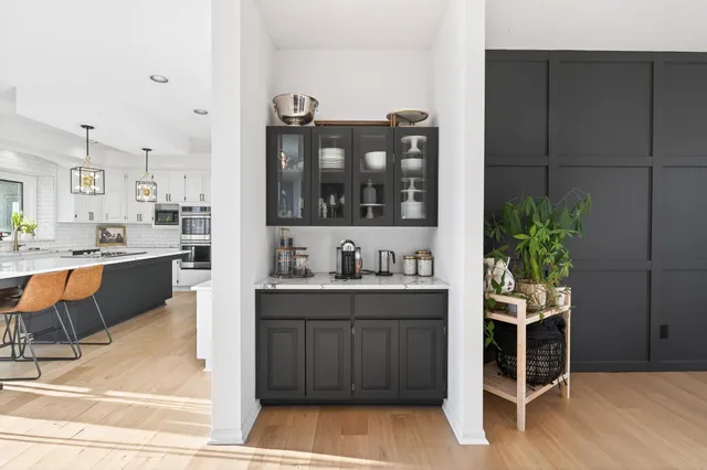 $1,300,000 | 7041 Kenmare Drive, Bloomington, MN 55438