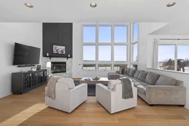 $1,300,000 | 7041 Kenmare Drive, Bloomington, MN 55438