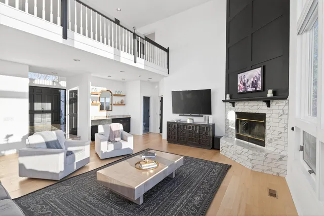 $1,300,000 | 7041 Kenmare Drive, Bloomington, MN 55438