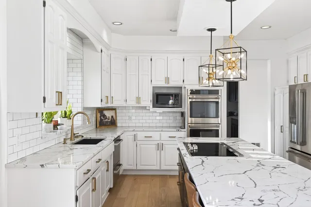 $1,300,000 | 7041 Kenmare Drive, Bloomington, MN 55438