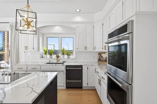 $1,300,000 | 7041 Kenmare Drive, Bloomington, MN 55438