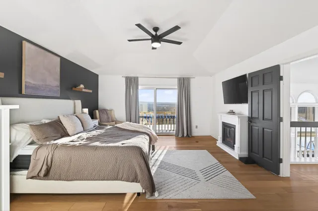 $1,300,000 | 7041 Kenmare Drive, Bloomington, MN 55438