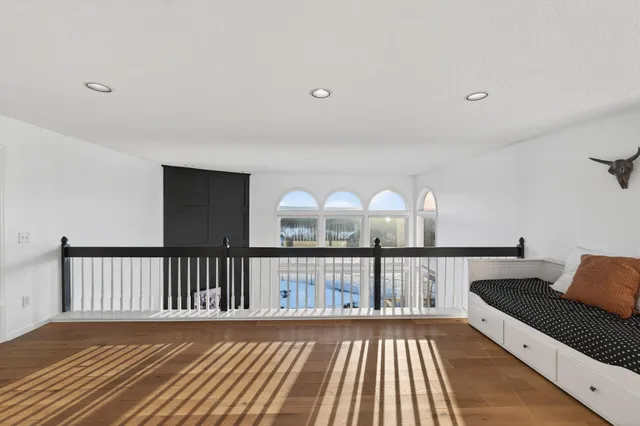 $1,300,000 | 7041 Kenmare Drive, Bloomington, MN 55438