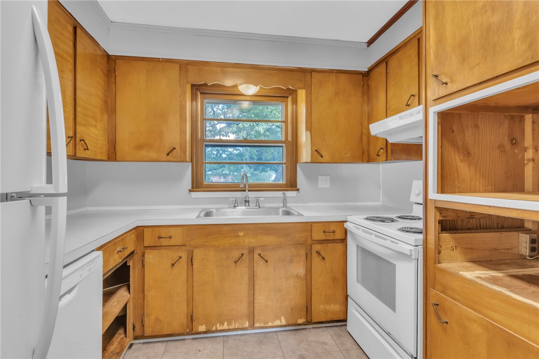 304 State Rd S-4-106 Iva, SC 29655 - Photo 11 of 27