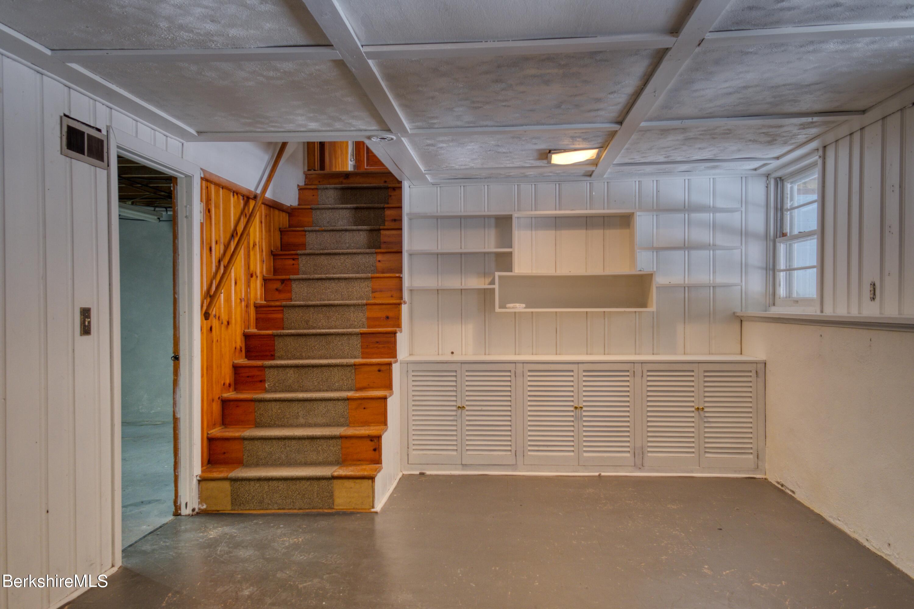 2500 State Road Richmond, MA 01254 - Photo 19 of 35 a view of walk in closet