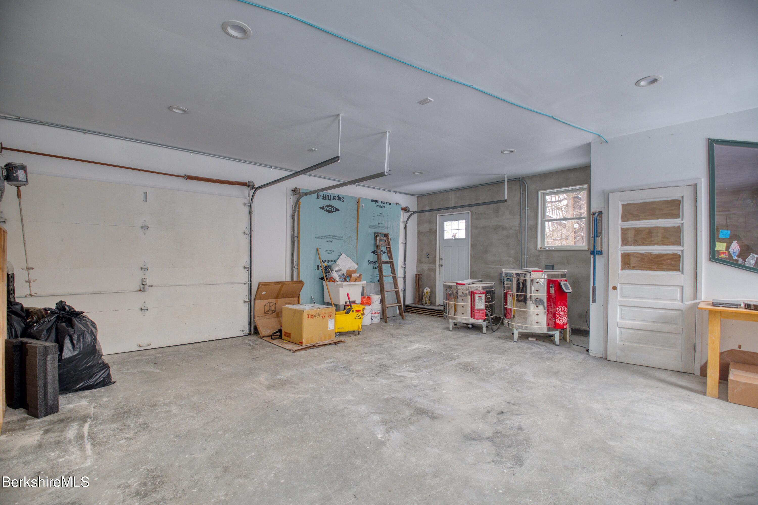 2500 State Road Richmond, MA 01254 - Photo 25 of 35 a view of a livingroom with furniture