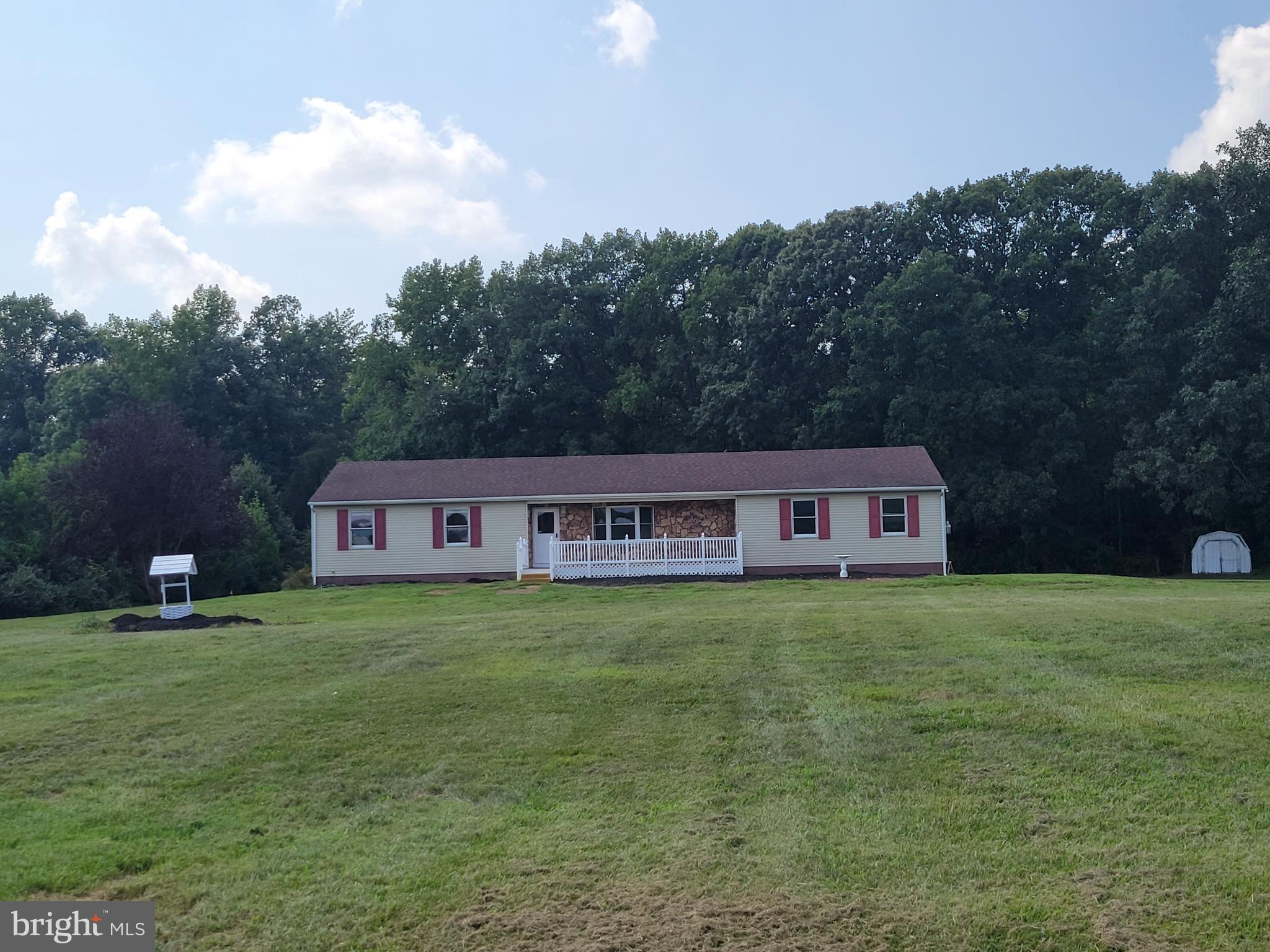 45 Stockington Road Woodstown, NJ 08098 - Photo 2 of 32 additional front yard photo with well