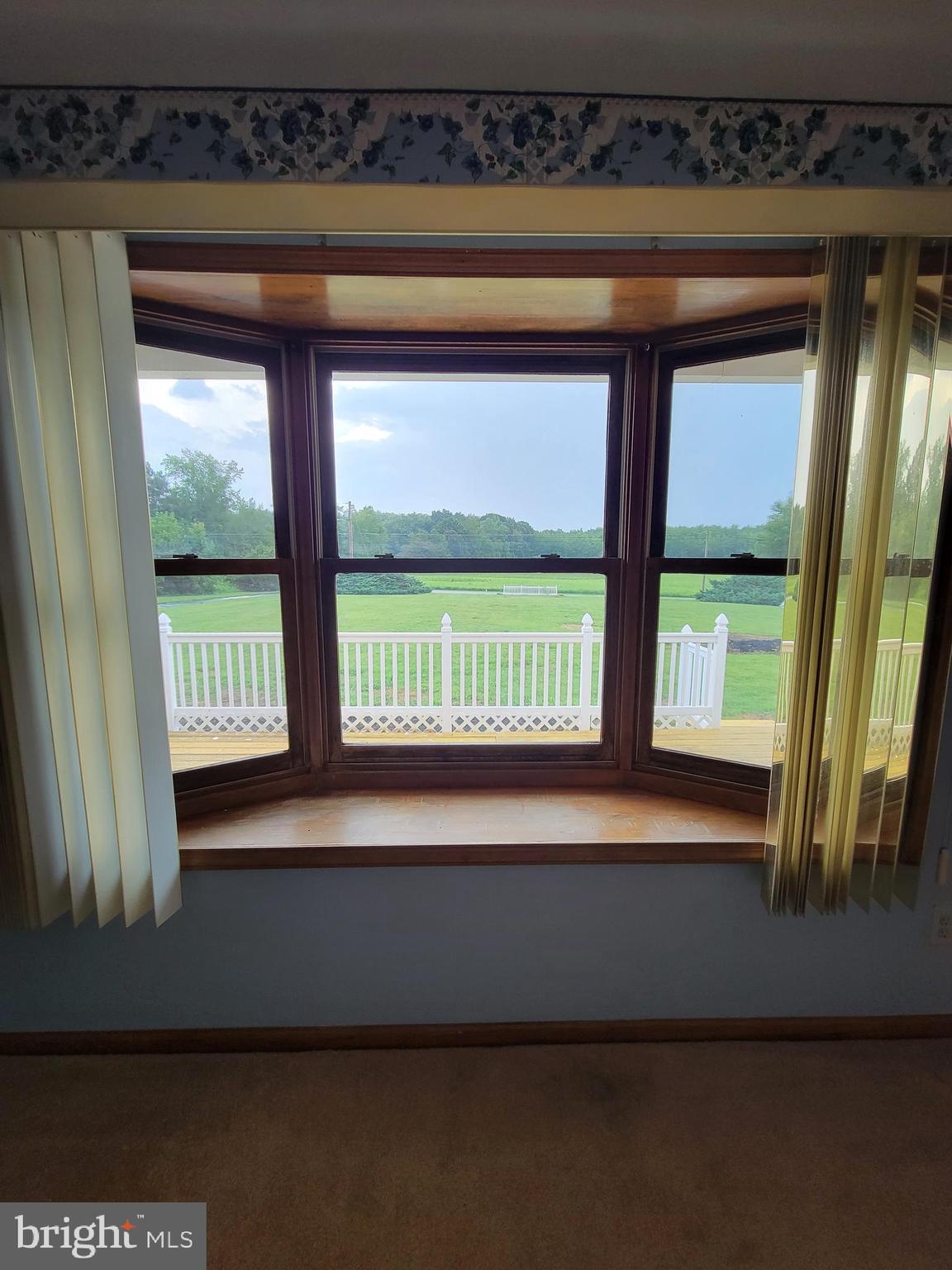 45 Stockington Road Woodstown, NJ 08098 - Photo 17 of 32 living room