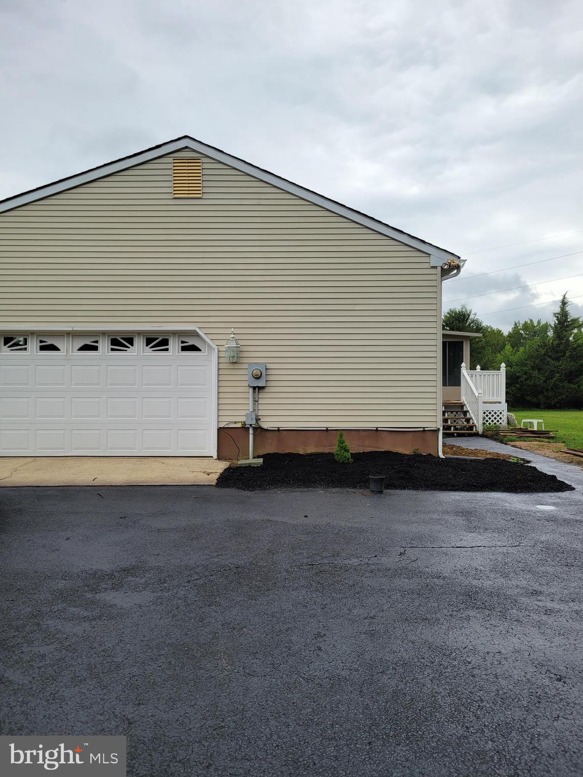 45 Stockington Road Woodstown, NJ 08098 - Photo 3 of 32 attached garage