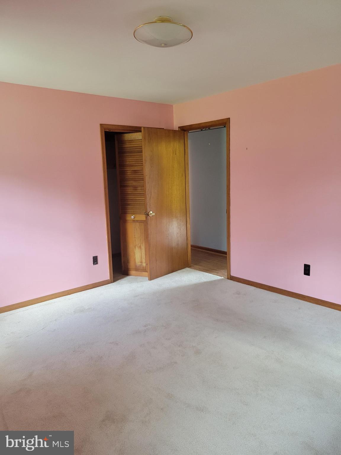 45 Stockington Road Woodstown, NJ 08098 - Photo 27 of 32 master bedroom