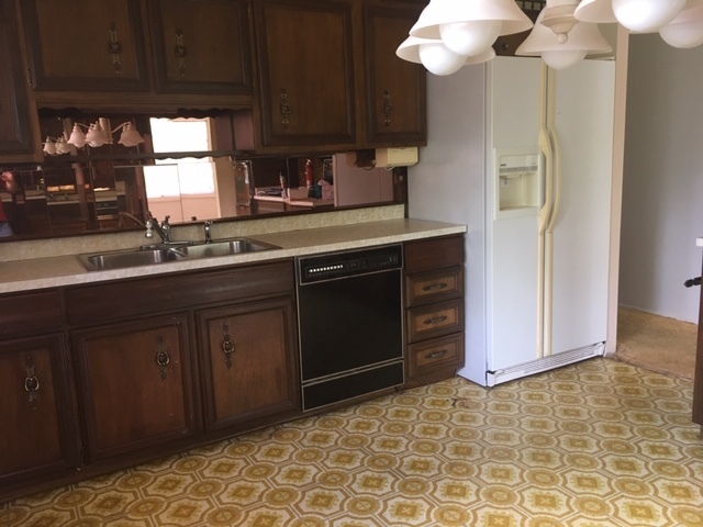 1635 Jefferson Road Hoffman Estates, IL 60169 - Photo 10 of 26