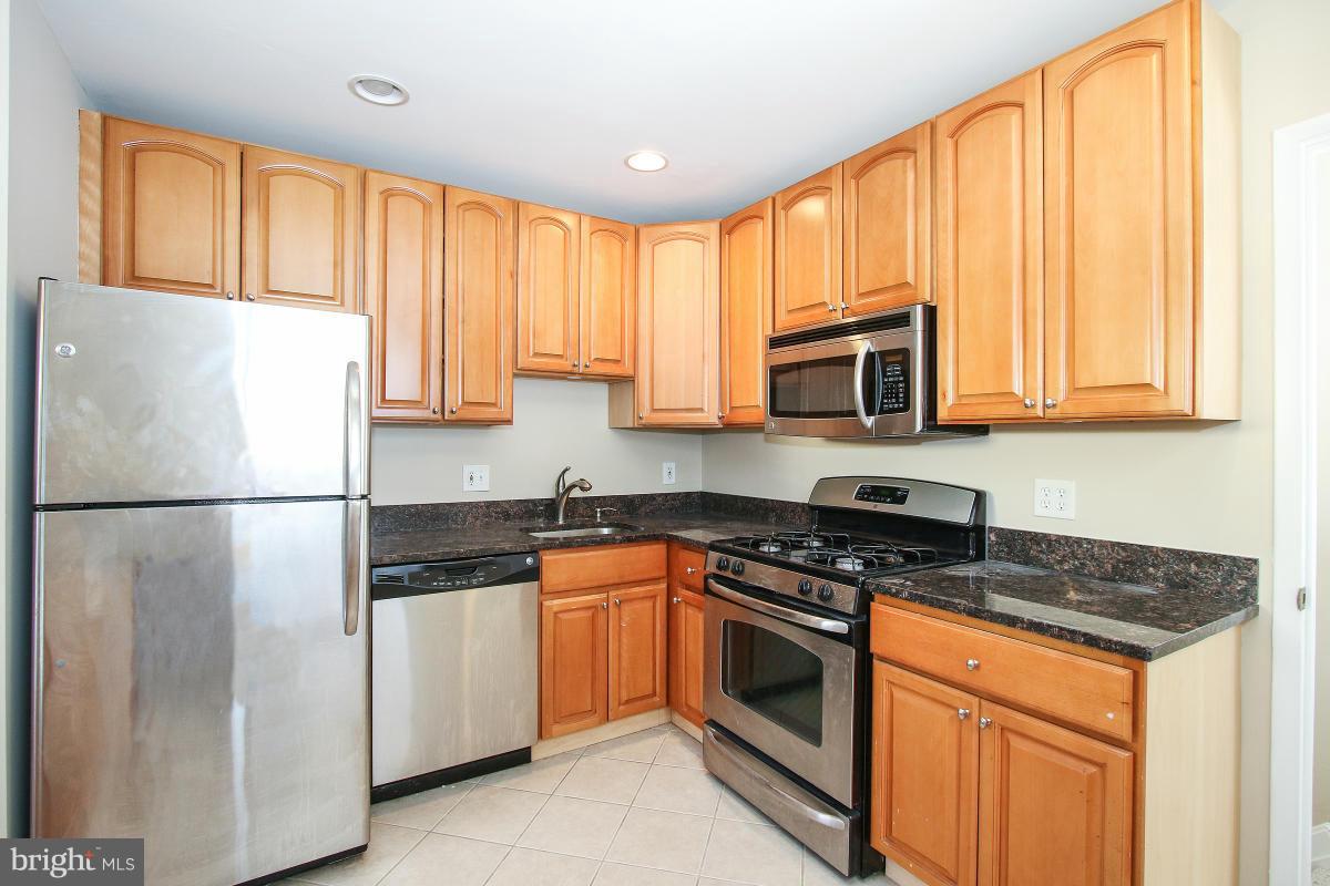 11202 Troy Road Rockville, MD 20852 - Photo 4 of 21 Kitchen