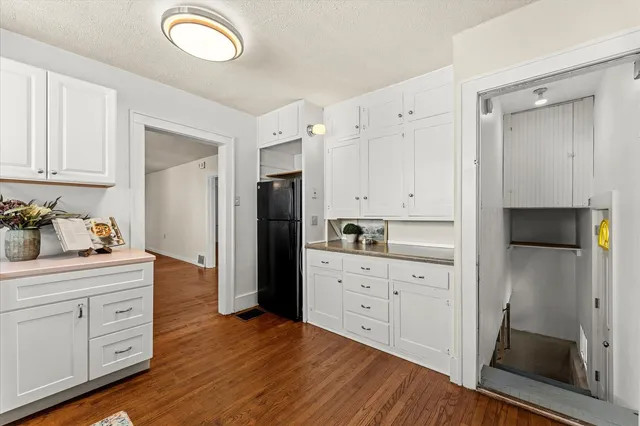 $159,900 | 707 South Pine Street, Champaign, IL 61820