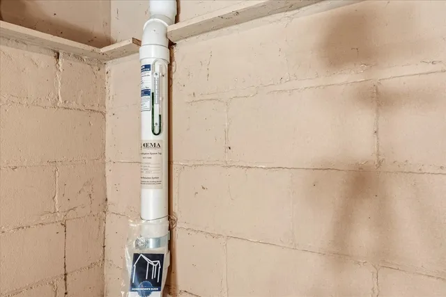 $159,900 | 707 South Pine Street, Champaign, IL 61820