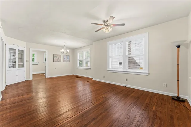 $159,900 | 707 South Pine Street, Champaign, IL 61820