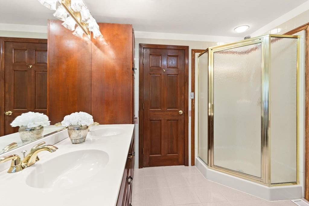 10 Lowell Road Westford, MA 01886 - Photo 15 of 25